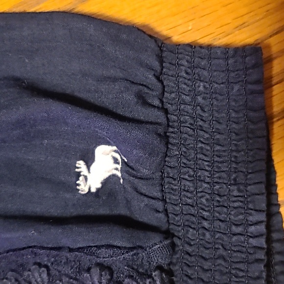 Abercrombie kids Navy Blue Top - Picture 3 of 6